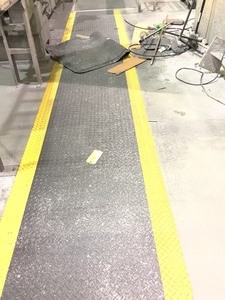 lot 613 image: Foam Rubber Mat