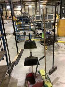 lot 2238 image: Cleaning Station