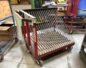 lot 1305 image: Material Cart
