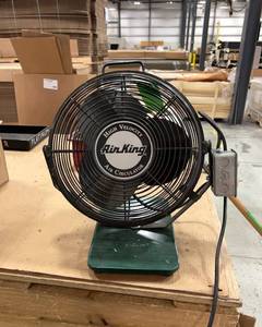 lot 858 image: Workspace Fan