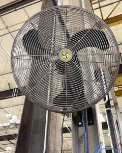 lot 840 image: Overhead Fan