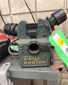 lot 260 image: Drill Doctor