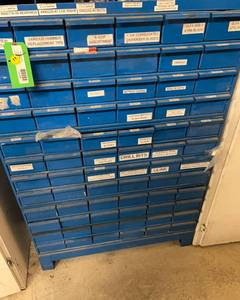 lot 690 image: Parts Storage Cabinet