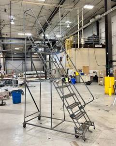 lot 409 image: Cotterman Rolling Ladder