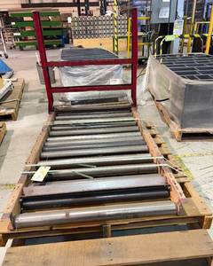 lot 1122 image: Roller Piece