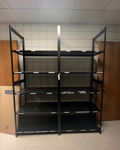 lot 1018 image: Metal Shelf