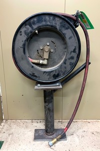 lot 270 image: Compressor Hose Reel