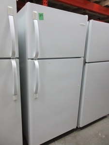 lot 105 image: FRIGIDAIRE REFRIGERATOR FREEZER