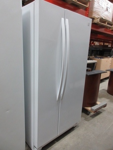 lot 108 image: KENMORE SIDE BY SIDE REFRIGERATOR FREEZER