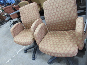 lot 513 image: HARTER HIGH BACK, EXECUTIVE, ADJUSTABLE OFFICE CHAIRS