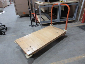 lot 203 image: 4 WHEEL FLAT BED CART