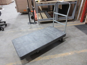 lot 204 image: 4 WHEEL FLAT BED CART