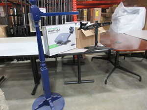 lot 162 image: OFFICE SUPPLY GRAB BAG