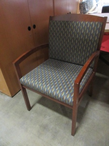 lot 540 image: NATIONAL FURNITURE  KIMBALL TIMBERLANE RECEPTION CHAIRS