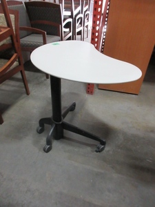 lot 180 image: PERSONAL, HEIGHT ADJUSTABLE, ROLLING WORK TABLE