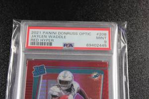 2021 Donruss Optic Red Hyper Prizm Jaylen Waddle #208 PSA 9 Rookie Card