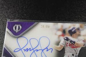 2017 Topps Tribute Omar Vizquel On Card Autograph Omar Vizquel #TA-OV 2850  Only 50 Exist