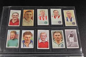 Vintage Soccer Cigarette Card Lot  20 Cards
