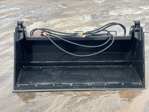 Skid-Loader 4-In-1 Bucket