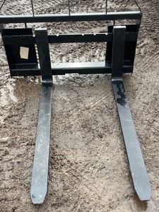 Mower-King Skid-Loader Pallet Forks