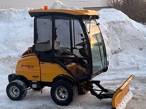 Hustler 3700 Commercial Snow-Removal Tractor