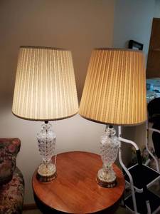 lot 298 image: Pair of Crystal Lamps