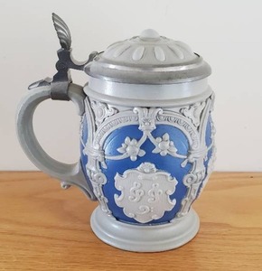 lot 33 image: Mettlach 310L. Stein