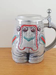 lot 36 image: Gerz Lederhosen Stein