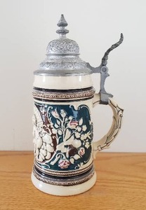 lot 37 image: 12L. Stein