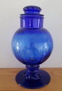 lot 67 image: Lucas Prouty & Co. Jar