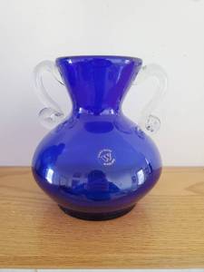 lot 68 image: W. Wanda Glass Vase