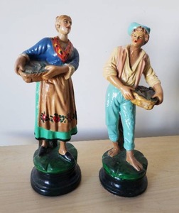 lot 95 image: Two Roman Art Co Inc Figurines