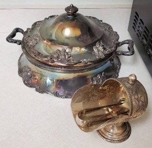 lot 282 image: 2 Silver Plated Kitchen Items