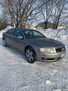 2004 AUDI A8