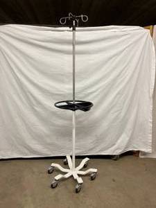 MSRP $500 Patient Pal 4-Ram Hook Mobile I.V. Pole Stand 115 With Support Hand &amp Tray - 6 LegWheel Steel Base For Extra Stability&nbsp Excellent Condition