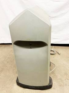 MSRP $1200 AirSep VisionAire 5 Liter Oxygen Concentrator - Known For Its Compact Size, Can Use Up To 50 Canula For More Mobility &amp Quietness&nbsp Good Quiet Working Condition Needs Filter - Unknown Hours As Nothing Shows Up On Screen