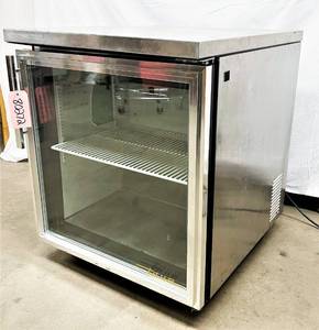 WOW MSRP $3500 True Manufacturing TUC-27G NSF Approved Commercial Cooler Undercounter&nbspRefrigerator 6.5CF Capacity On Locking Casters - Excellent Working Condition Missing 1 Wire Shelf