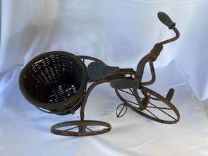 lot 355 image: Vintage Rusty Trike Planter