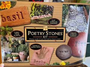 lot 372 image: Poetry Stones Kit