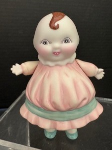 lot 141 image: Pair of Happifats Character Girl and Boy Bisque Dolls