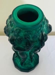 lot 76 image: Gablonz Malachite Glass Art Nouveau Dancing Nymphs Grapevine Bud Vase