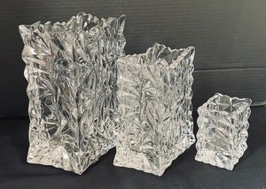 lot 81 image: Trio of Vintage Rosenthal Crystal Paper Bag Vases