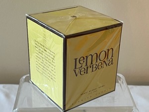 lot 168 image: Henri Bendel Lemon Verbena Candle - NEW