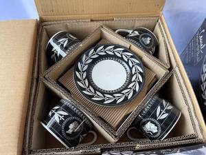 lot 399 image: Two Sets of Victoria and Beale Translucent Porcelain 20 Piece Service For Four Dish Sets