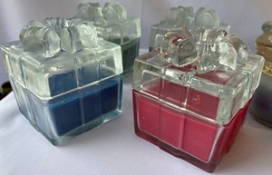 lot 415 image: Large Candle Lot