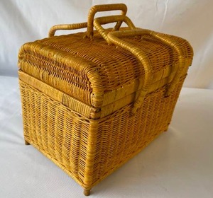 lot 416 image: Fun Wicker Picnic Basket