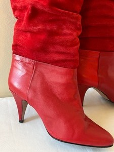lot 275 image: Pair of Womens Red Leather Suede Boots