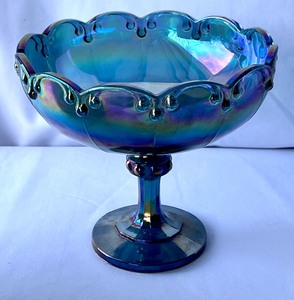 lot 404 image: Vintage Iridescent Carnival Glass Garland Bowl by Indian Glass Company
