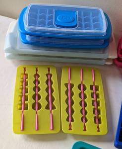 lot 245 image: Fun Variety of Ice Cube Trays