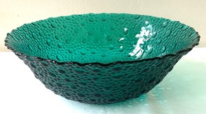 lot 210 image: Gorgeous Green Bubble Glass Pitcher and Serving Bowl Set
